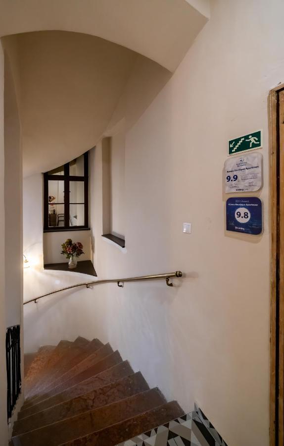 Baross Boutique Apartman 杰尔 外观 照片