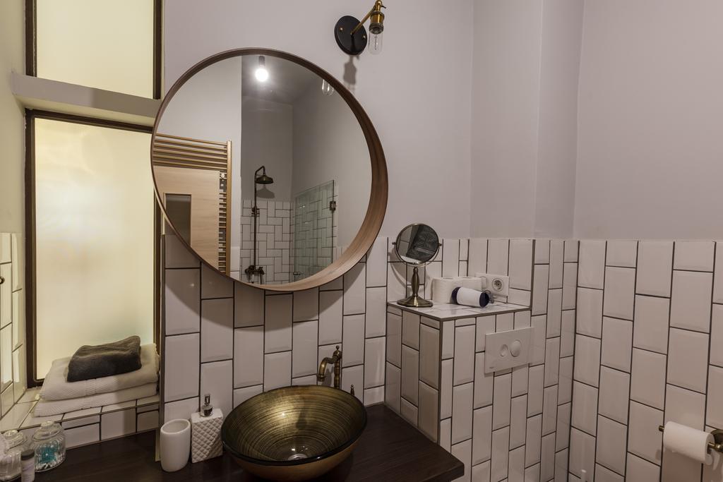Baross Boutique Apartman 杰尔 外观 照片